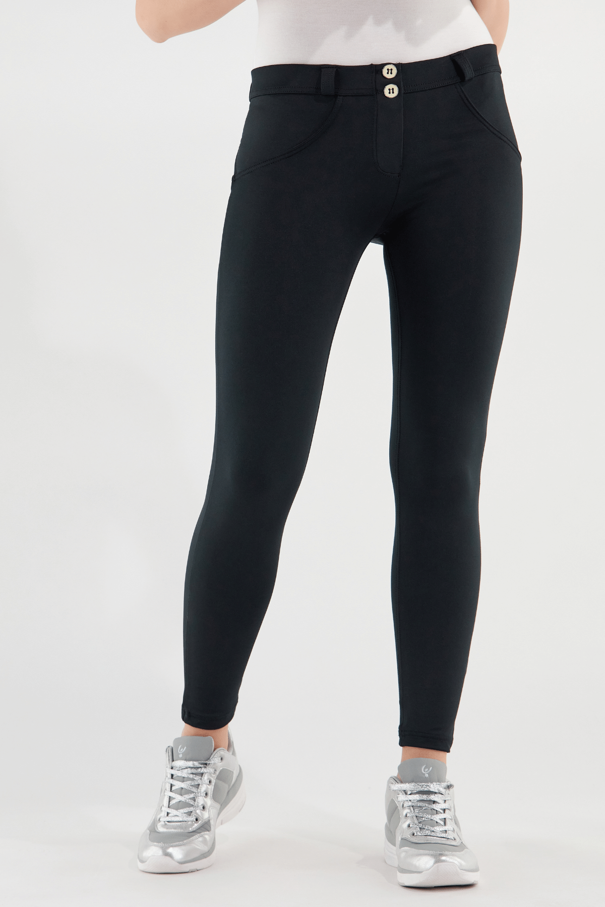 Freddy 7/8 ANKLE LEG BLACK MID RISE-Fi&Co Boutique