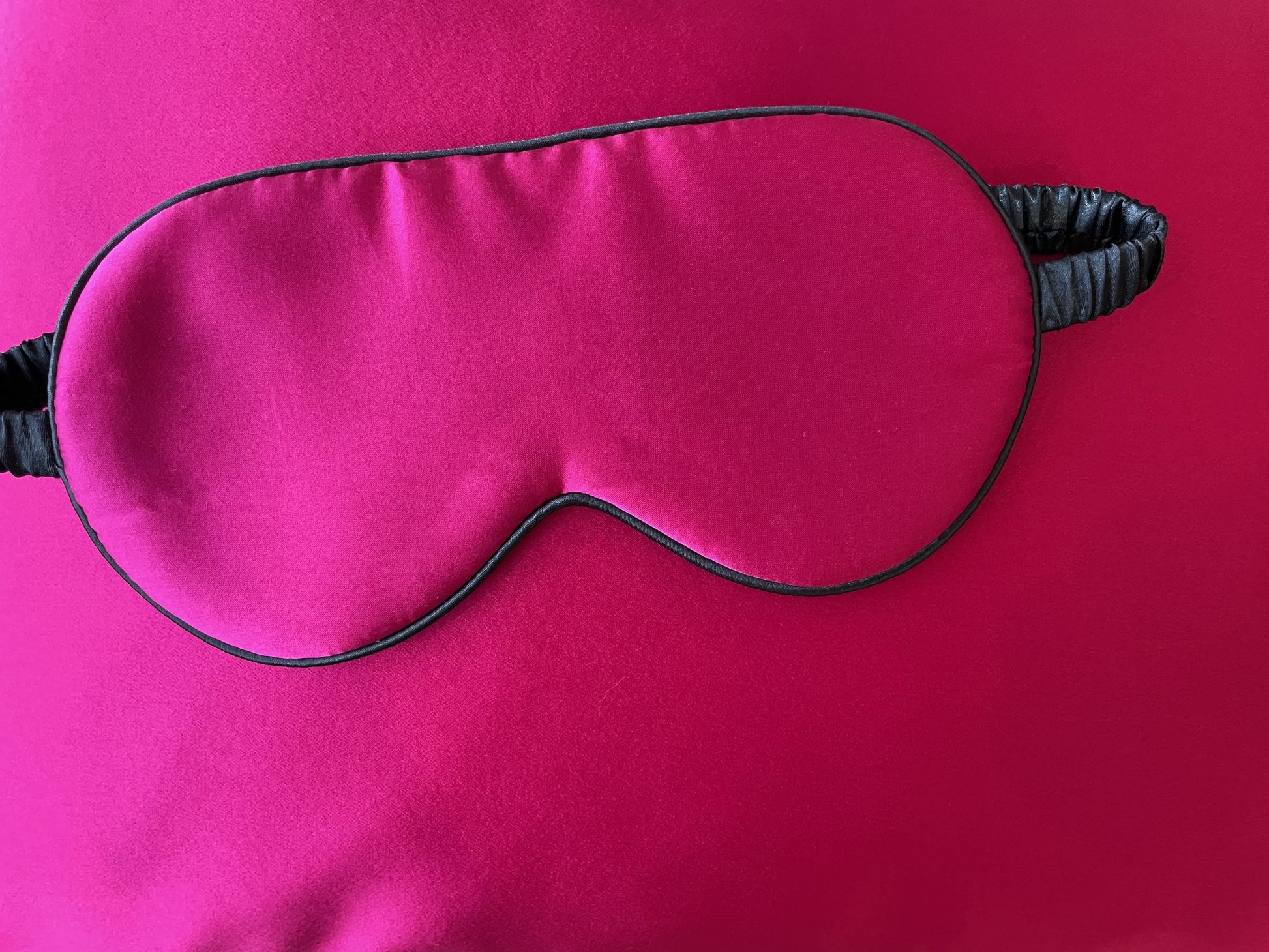 Silk Eye Mask Fuschia-Fi&Co Boutique